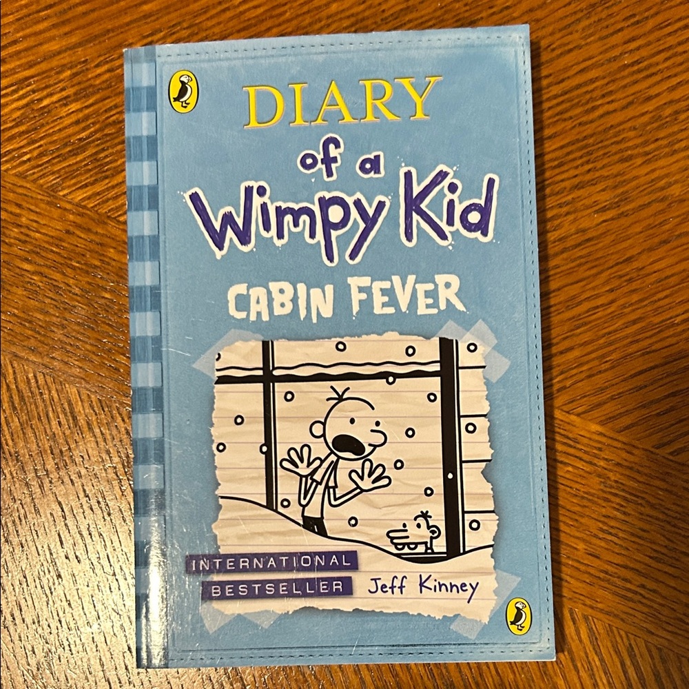 Diary of a Wimpy Kid: Dog Days Book - Picture 6 of 11